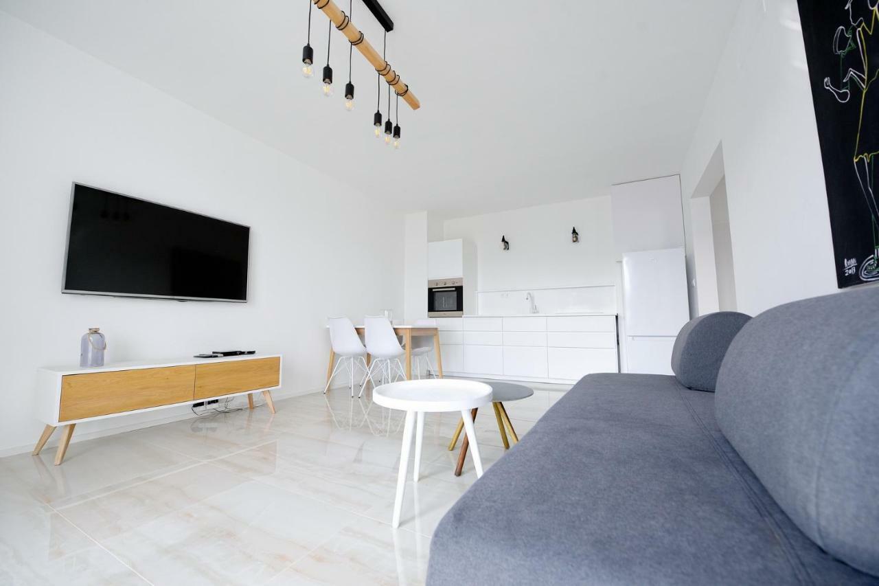 Center Aupark Apartment Pöstyén Kültér fotó