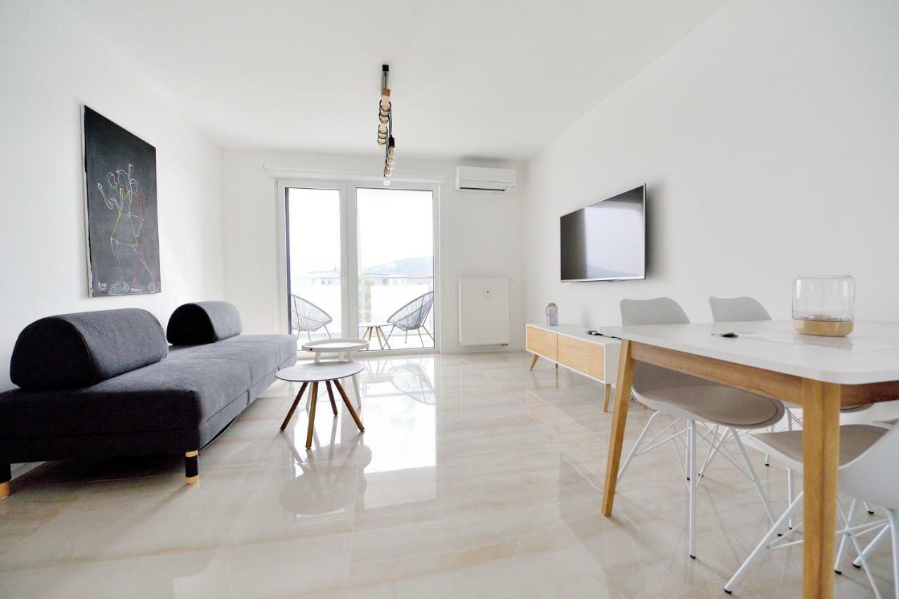 Center Aupark Apartment Pöstyén Kültér fotó